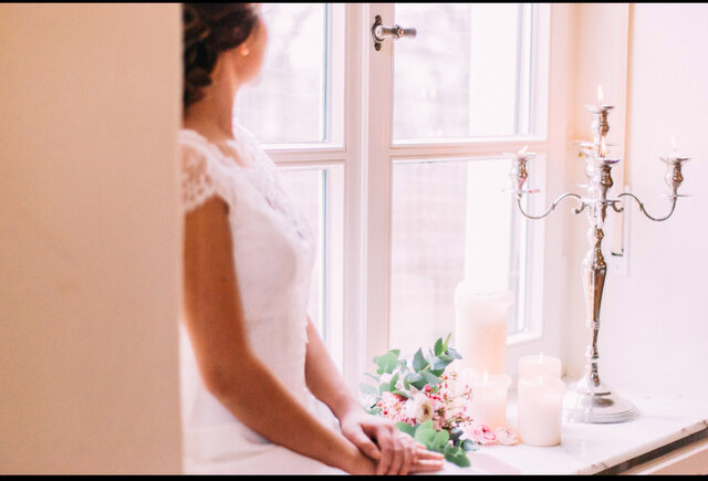 Carito-Photography-WeddingPhotographerMunich-BambergerHaus-Vietnamese-MyHan-HQ155_1920px_fridas-schmuck-trauringe-eheringe-verlobungsringe-münchen