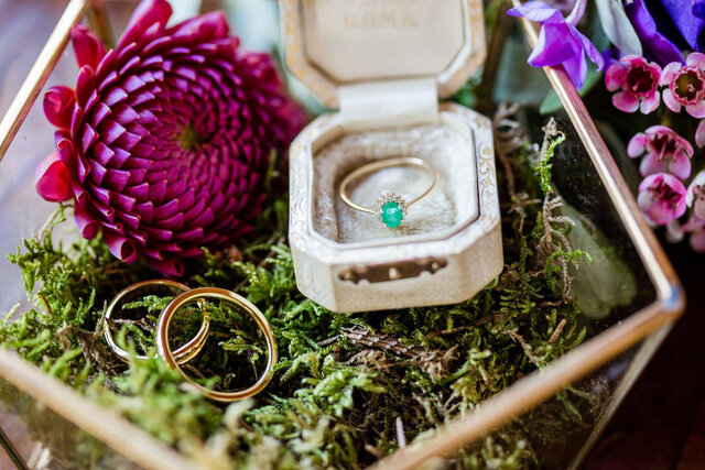 _LRL5173_loredana-la-rocca_fridas-schmuck-trauringe-eheringe-münchen_1920px_fridas-schmuck-trauringe-eheringe-verlobungsringe-münchen